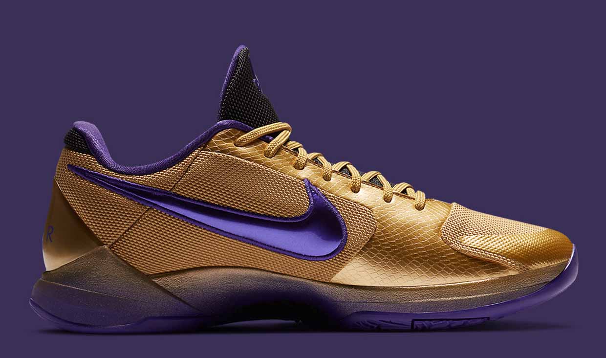 Sneakers Mewah UNDEFEATED x Nike Kobe 5